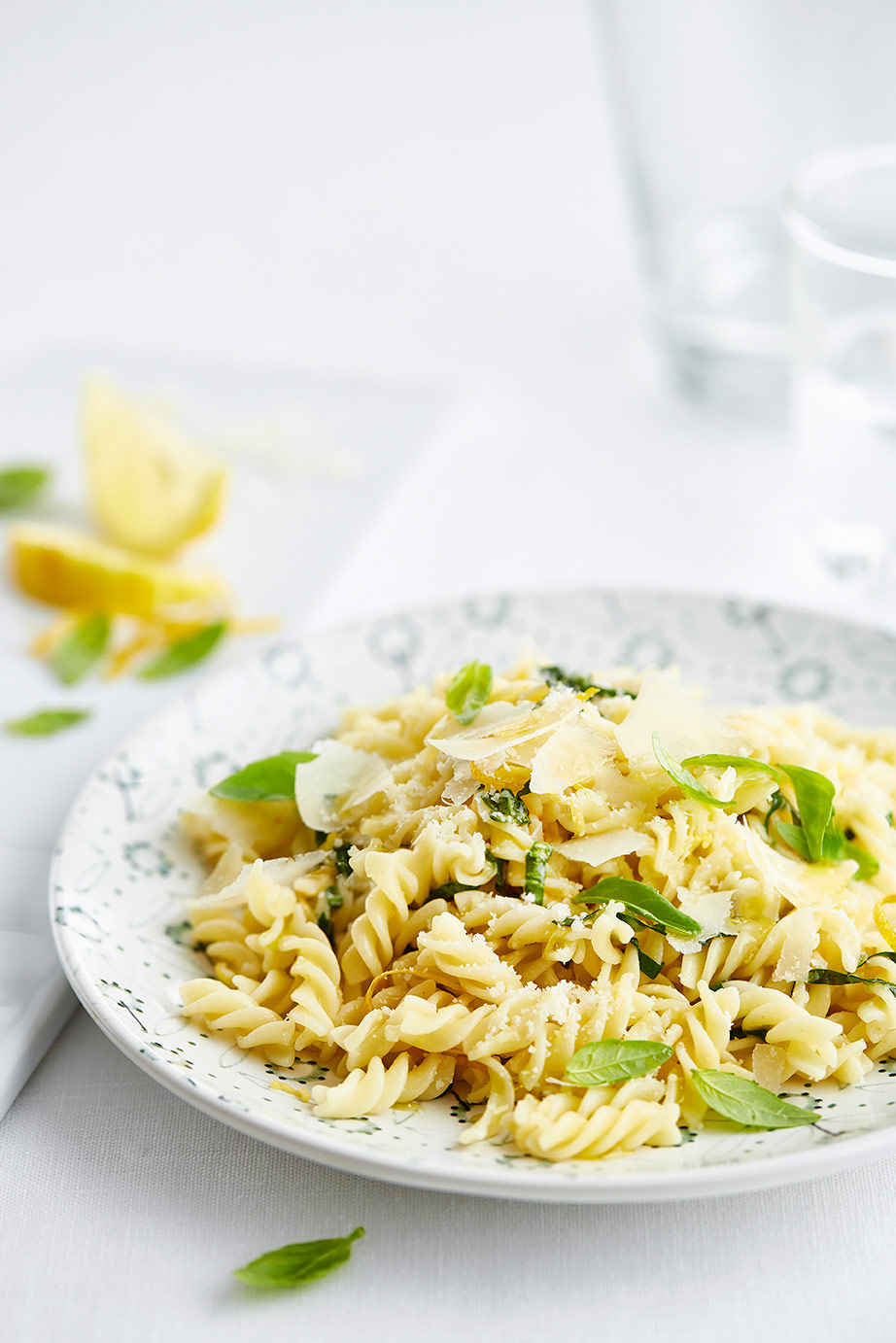 Fusilli s bazalkou a parmezánem